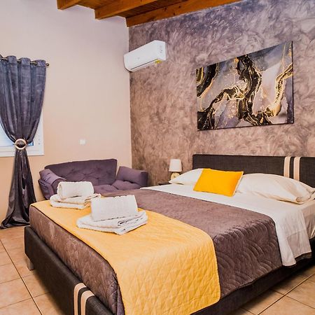 Апартаменты The Dreamhouse Athens Airport Луца Экстерьер фото