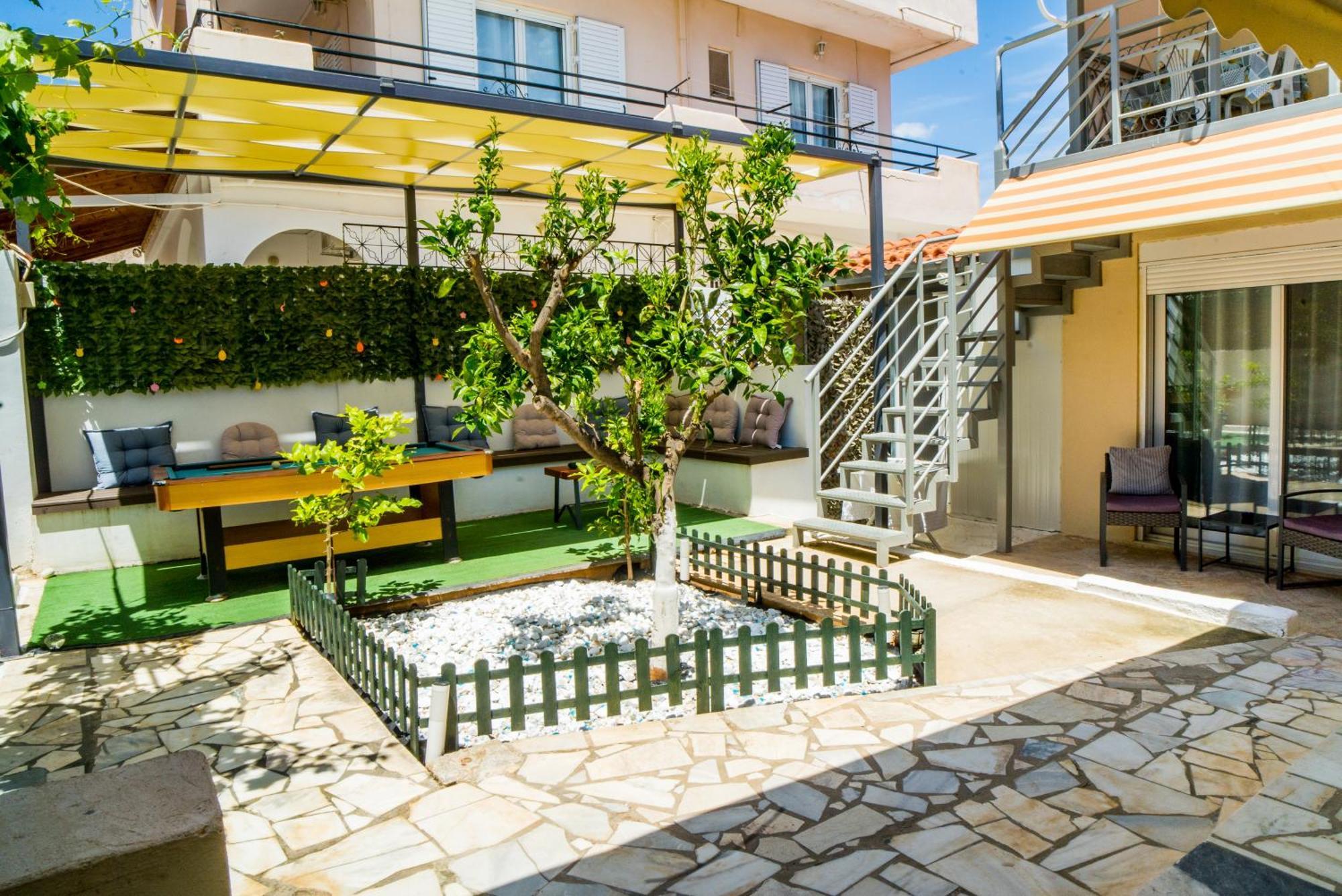 Апартаменты The Dreamhouse Athens Airport Луца Экстерьер фото